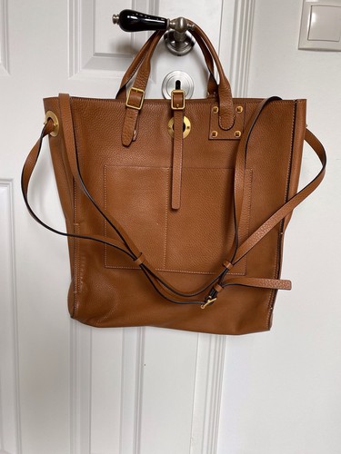Valentino garavani eye on - „eye,